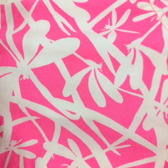 Lilly Pulitzer Pink & White Buttercup Scallop Shorts - Picture 8 of 10